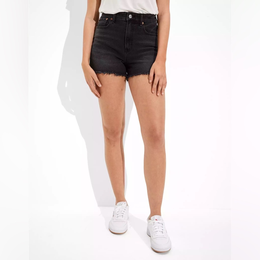 American Eagle Women’s Highest Rise 90s Boyfriend Shorts Size 4 in Black